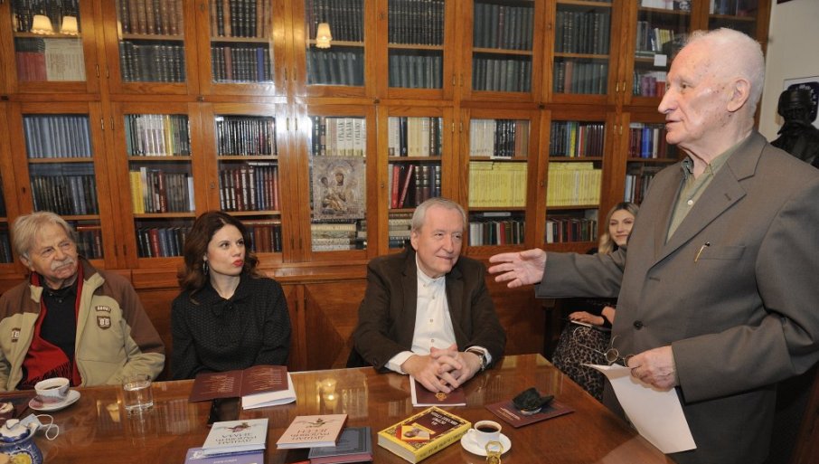 UČIO NAS JE LJUBAVI, ČOVJEČNOSTI I ŽIVOTU: Srpska književna zadruga obilježila 100-godišnjicu rođenja Duška Radovića