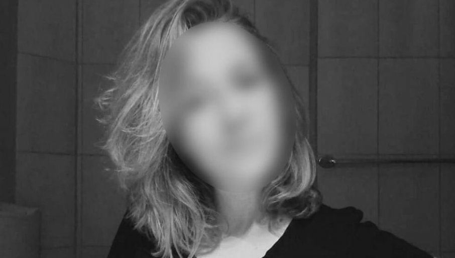 ПОГИНУЛА ТРУДНИЦА ПРЕД МУЖЕМ И ДЈЕТЕТОМ: Стравична саобраћајна несрећа у Доњем Милановцу