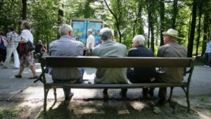 НОВА ПРАВИЛА КОЈА НЕЋЕ ОБРАДОВАТИ РАДНИКЕ: Помјера се старосна доб за пријевремену пензију у Српској