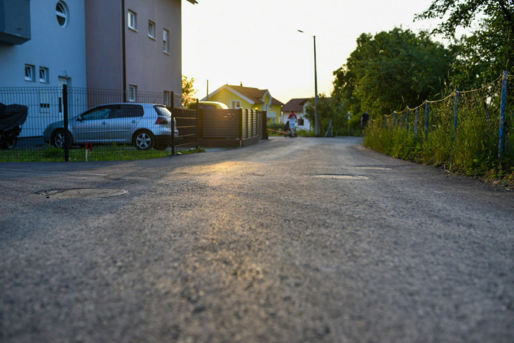 RIJEŠEN VIŠEDECENIJSKI PROBLEM: Asfaltirana Ulica Novaka Pivaševića u Banjaluci