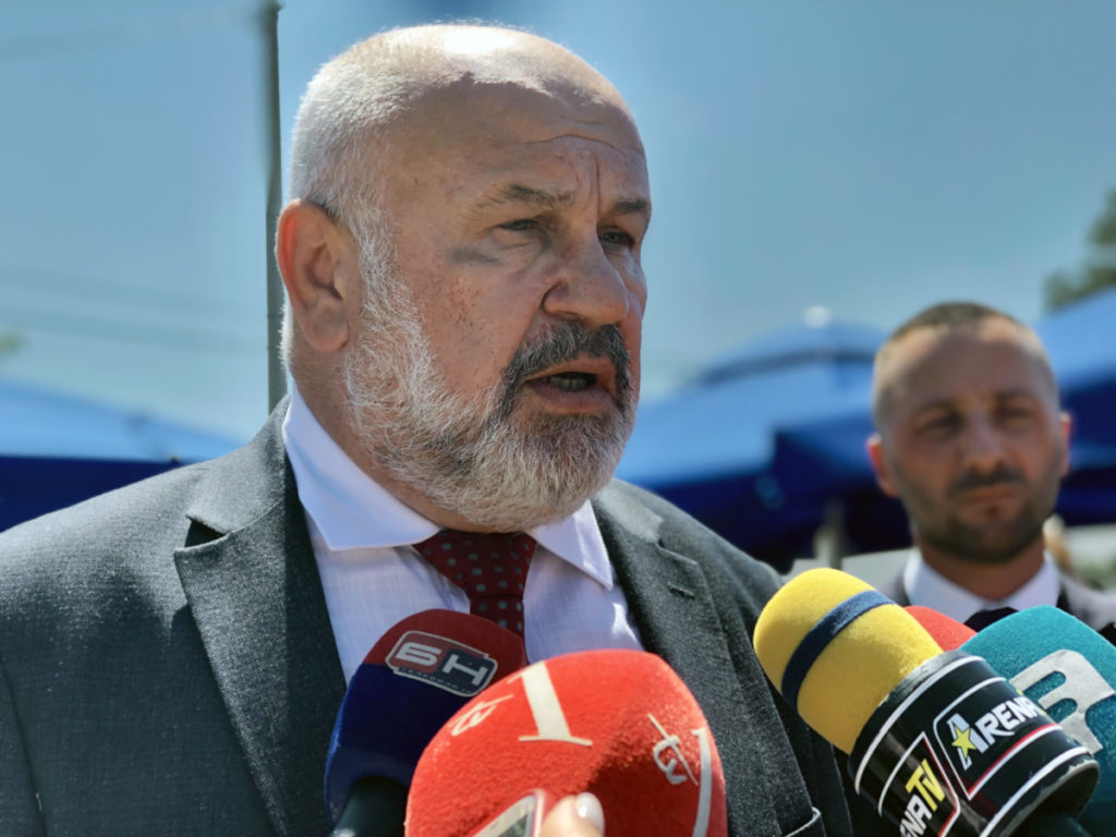 „NEPRIHVATLJIVI DVOSTRUKI ARŠINI U BiH“: Milunović traži kaznu za počinioce zločina nad tuzlanskim Srbima