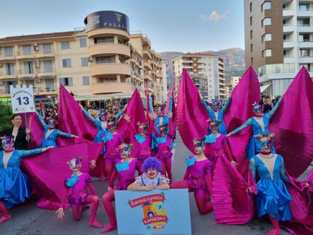 POSEBNA ČAST ZA GRAD: Banja Luka prvi put učestvovala na karnevalu u Budvi