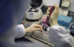 КОРОНА СЕ ВРАТИЛА? У Српској потврђено 25 нових случајева заразе