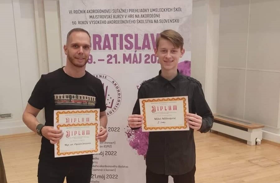 ZLATNE HARMONIKE GRADA DOBOJA: Lazar Blagojević i Miloš Milivojević ponovo sa medaljama