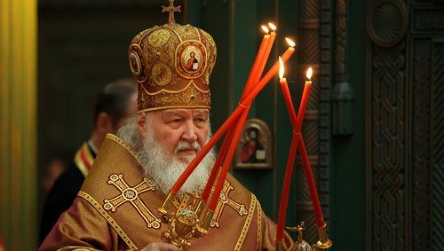 СРБИ СУ БИЛИ ГЛАВНА МЕТА ЗАПАДА: Руски патријарх Кирил поручио – „Нису жељели овај храбри, православни народ“
