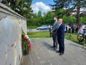 „DA VIŠE NIKAD NE BUDE RATA“: Počelo obilježavanje 9. maja u Prijedoru