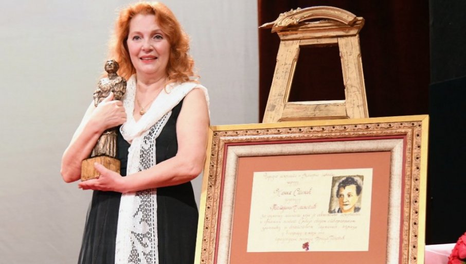 TANJI BOŠKOVIĆ URUČENA NAGRADA „ŽANKA STOKIĆ“: Priznanje za veliku srpsku glumicu (FOTO/VIDEO)