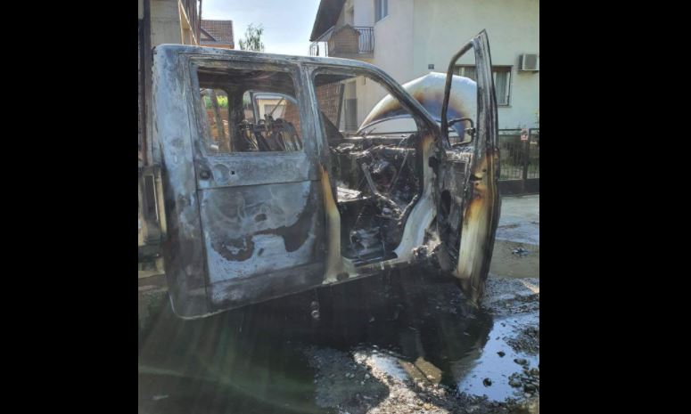 GORJELI KUĆA I KOMBI: Banjalučki vatrogasci imali nekoliko intervencija za jedan dan