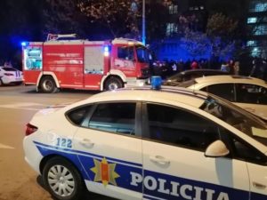 IZGORIO ŠLEPER SA DEVET AUTOMOBILA: Požar na autoputu Cetinje-Podgorica