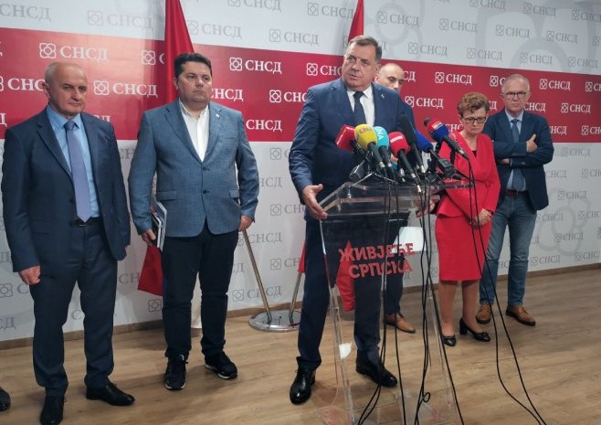 KONFERENCIJA ZA NOVINARE: Dodik, Đokić, Stevandić danas u 10.00 časova