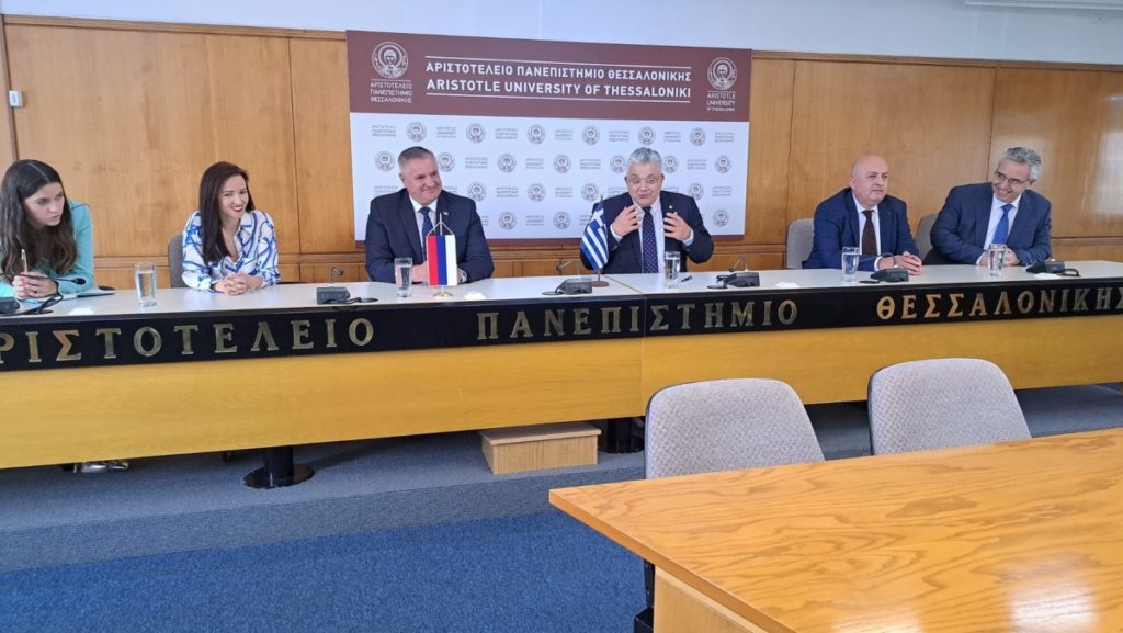OMOGUĆITI BLIŽU SARADNJU: Višković se sastao sa rektorom Aristotelovog univerziteta u Solunu