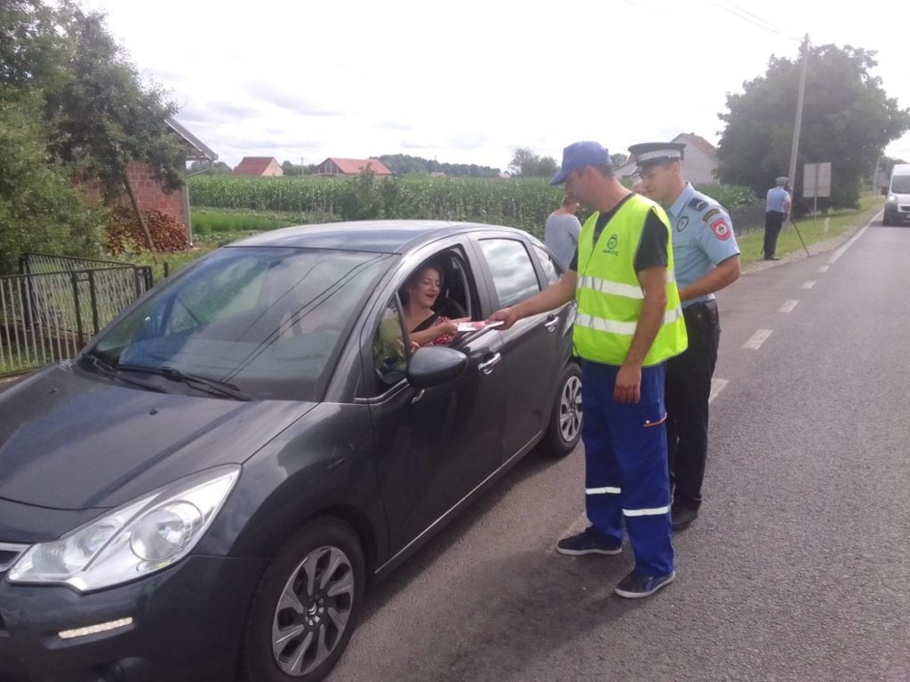 KAMPANJA „LAKO JE BRZINU SMANJITI“: Policajci iz Prijedora sprovode akciju do 30. septembra