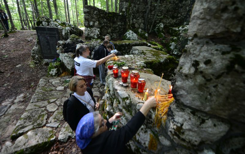 DAN SJEĆANJA NA JADOVNO: Pomen za oko 40.000 pobijenih Srba u Drugom svjetskom ratu