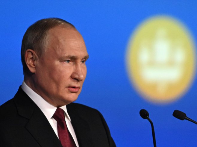 ORDEN ZA HRABROST: Putin odlikovao Dariju Duginu