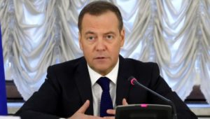 РЕФЕРЕНДУМ ЗАВРШЕН: Медведев – Добродошли кући, у Русију!