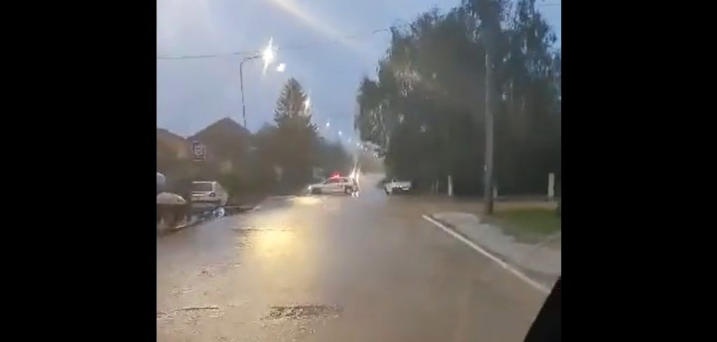 NEVRIJEME NIJE ZAOBIŠLO NI PRIJEDOR: Poplavljeni podrumi kuća, pojedine ceste zatvorene (VIDEO)