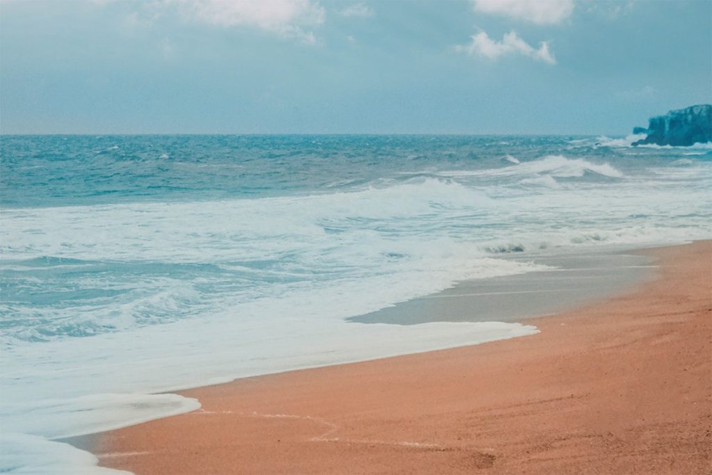 SUMNJA O ZAGAĐENOSTI MORA: Provjerava se čistoća mora na plaži u Zadru