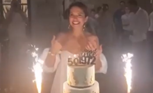 ZABLISTALA U BIJELOJ HALJINI: Evo kako je Nataša Ninković proslavila rođendan u Trebinju (FOTO)