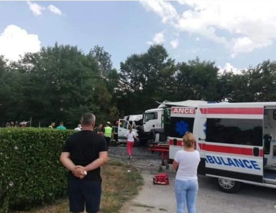 POZNATO KO SU NASTRADALI MLADIĆI: Jezivi detalji nesreće, oglasio se i „Tropiko bend“