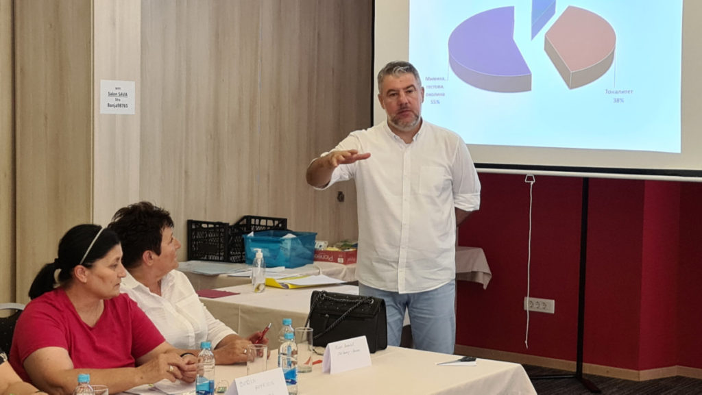 CILJ – STANDARDIZACIJA PRUŽANJA ZDRAVSTVENIH USLUGA: Šeranić na edukaciji medicinskih radnika u Tesliću