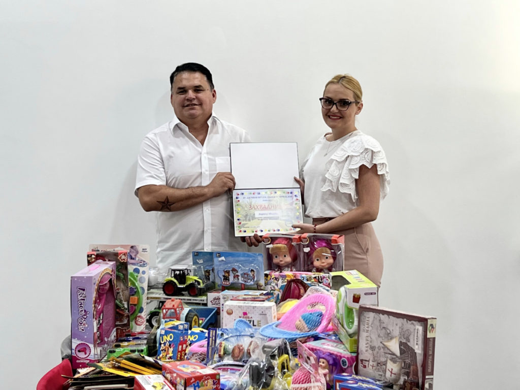 NA RADOST MALIŠANA: Humanitarac uručio vrijednu donaciju vrtiću u Prijedoru