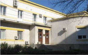 MEĐU HOSPITALIZOVANIM IMA I DJECE: Zatvorene bolnice širom Srpske, korona se vratila na „velika vrata“