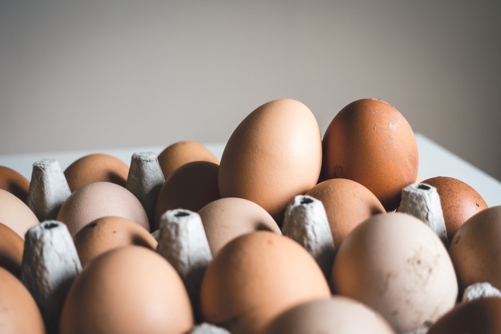 ČAK I KAJGANA POSTALA LUKSUZ: Kokošja jaja nikad nisu bila skuplja, a evo koliko košta komad