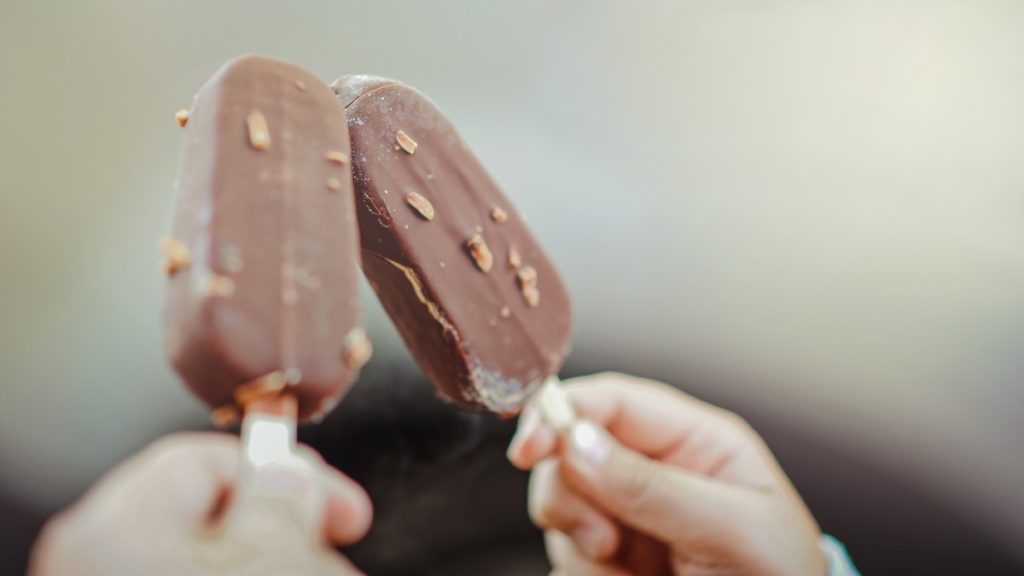 ИМА ДОБРИХ АЛИ И ЛОШИХ СТРАНА: Свакодневна конзумација сладоледа утиче на здравље