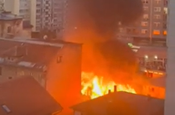 ДРАМА У САРАЈЕВУ: Избио велики пожар, изгорјели објекти
