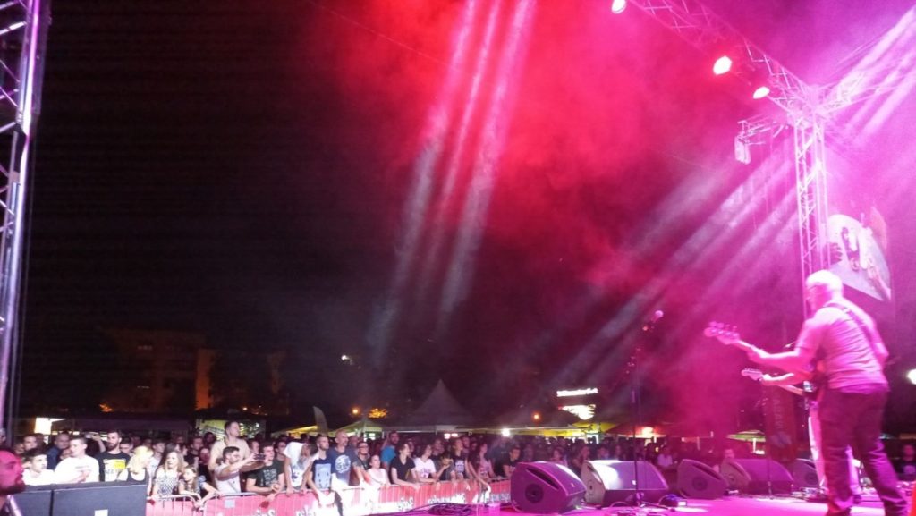 LJETO U ZNAKU ROKENROLA: Zvijezde zasijale na festivalu „Banjalučki dani muzike“ (FOTO/VIDEO)