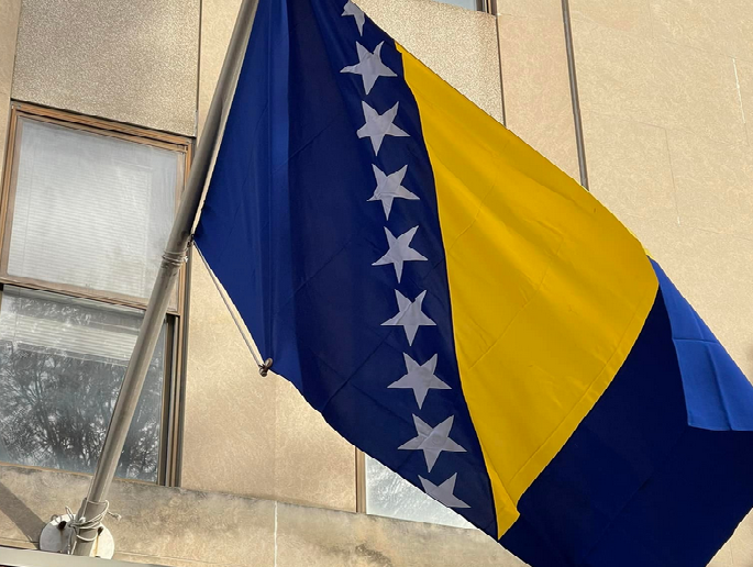 INSTRUKCIJA TRUKOVIĆEVE NIJE SPROVODIVA: Ambasada BiH u Japanu neće spustiti zastave na pola koplja
