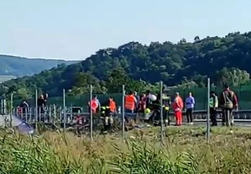 „IZVLAČILI SMO MRTVE, BILO IH JE VIŠE OD DESET“: Vatrogasac sa mjesta teške nesreće u Hrvatskoj