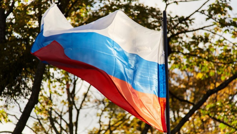 VAŠINGTON DA PRESTANE SA PONIŽAVANJEM SRBIJE: Oglasila se Ambasada Rusije u Beogradu