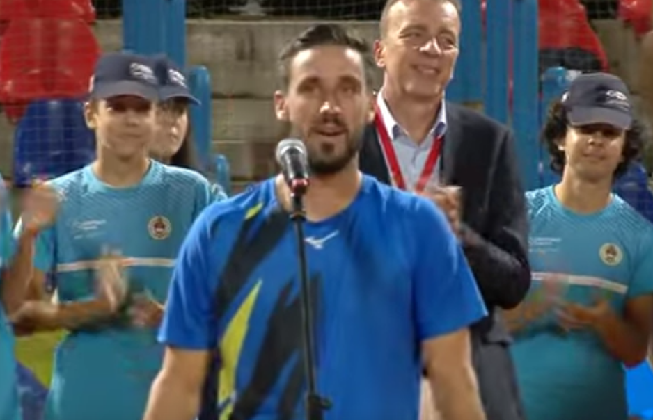 ЏУМХУР ЛИЈЕ СУЗЕ: Тенисер објаснио зашто се расплакао након финала Српска опена (ВИДЕО)