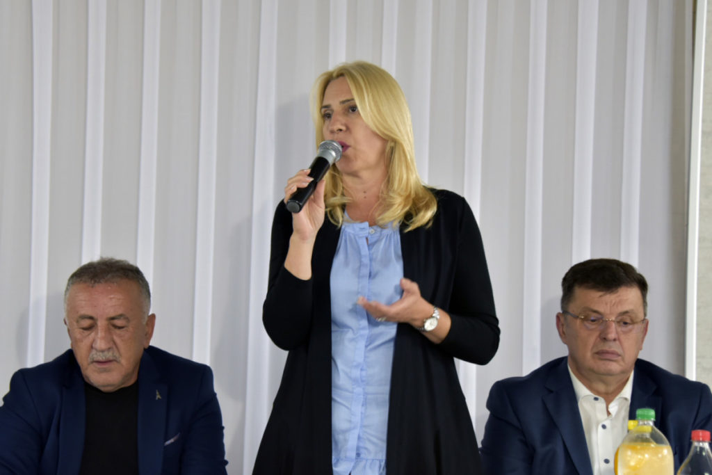 „ZNAČAJAN MAĐARSKI PROGRAM PODRŠKE POLJOPRIVREDNICIMA“ Cvijanovićeva nakon posjete Šipovu