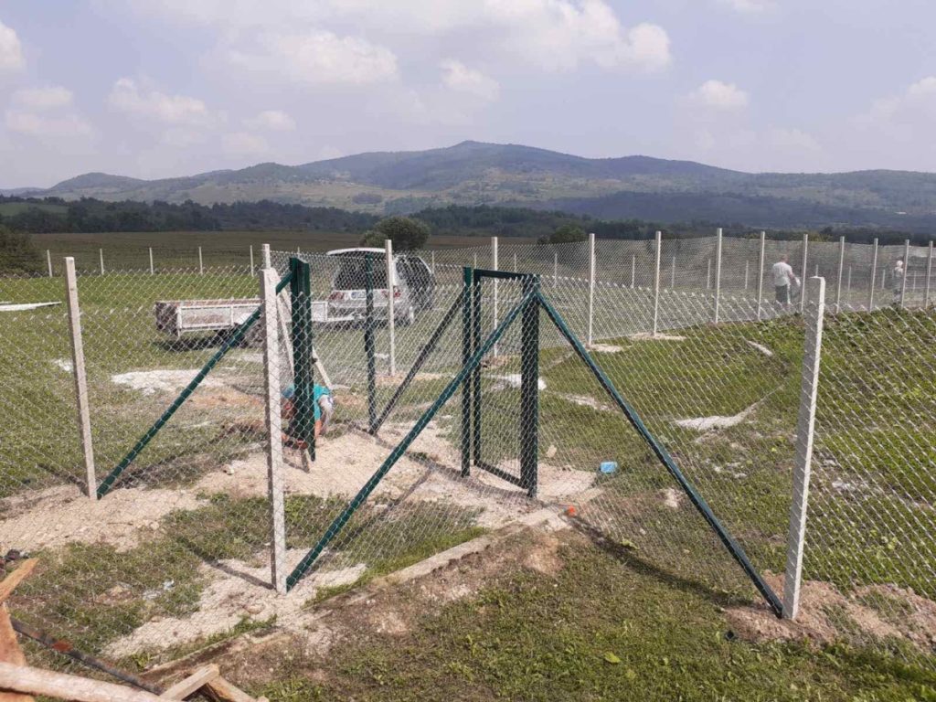 RADOVI U TOKU: Psi iz banjalučkog azila dobiće uskoro ograđen prostor na otvorenom