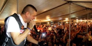 NIŠTA OD SPEKTAKLA: Crnogorci zabranili koncert Baje Malog Knindže