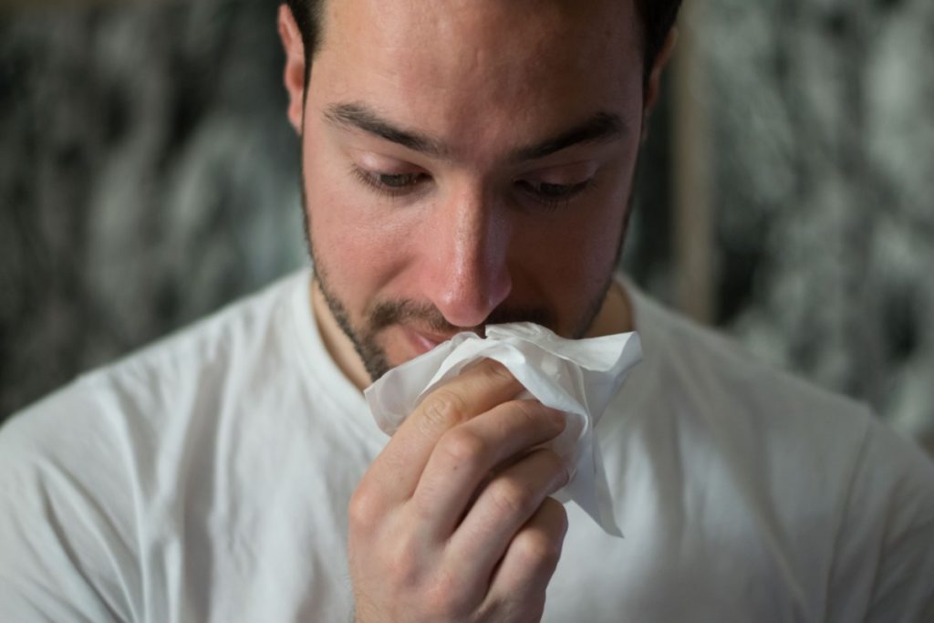 SEZONA AMBROZIJE: Kako ublažiti simptome alergije?