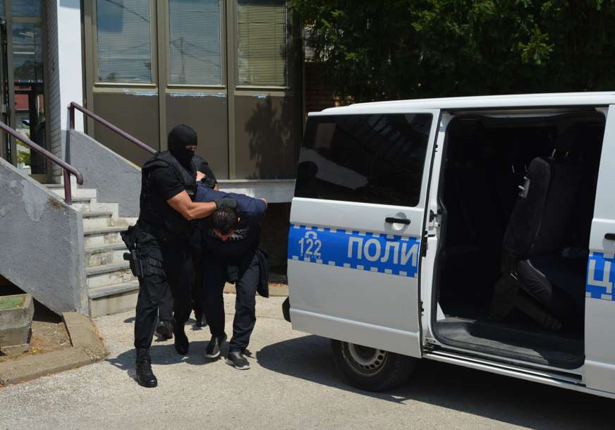 RASVIJETLJENA KRAĐA: Renovic sa benzinske pumpe kod Lopara otuđio 500 hiljada KM