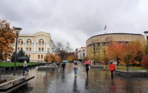 NIKUDA BEZ KIŠOBRANA: U Republici Srpskoj sutra oblačno uz padavine