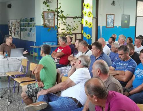 PRILIKA ZA DOBIJANJE BESPOVRATNE POMOĆI: Poljoprivrednicima u Šamcu predstavljen zajednički program Vlade Srpske i Mađarske