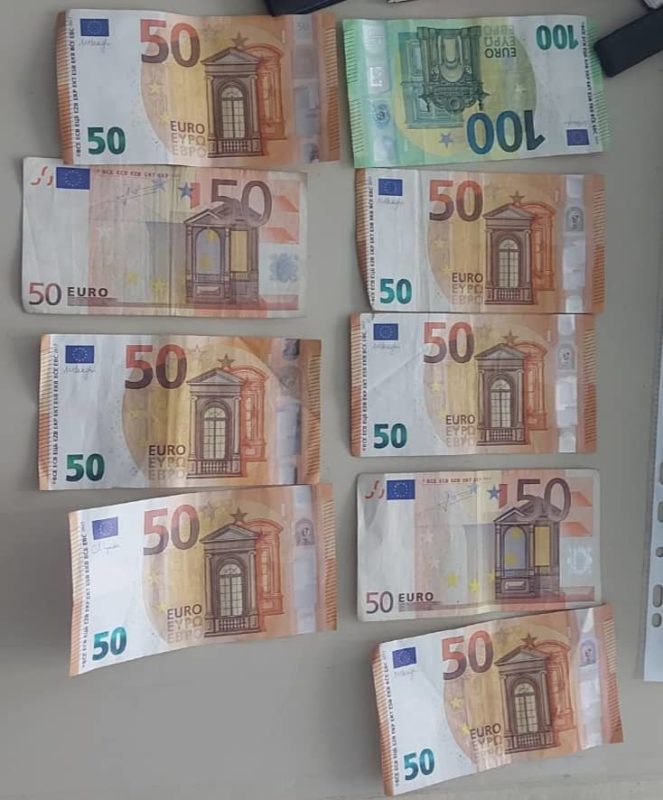 POŠTENA ŽENA: Pronašla kovertu sa 19.000 evra i vratila vlasniku