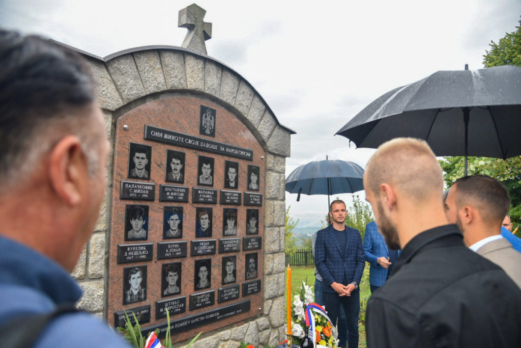 DALI ŽIVOTE ZA OTADŽBINU: Služen parastos za poginule borce u naseljima Kola i Goleši