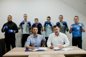 TAKMIČARI ĆE MOĆI UČESTVOVATI U NACIONALNIM SEKCIJAMA: Bokserski savezi Republike Srpske i Srbije potpisali sporazum o saradnji