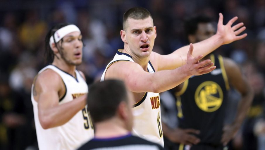 KAO DA SE BAVI BORILAČKIM SPORTOM: Ruke Nikole Jokića pune modrica i ogrebotina, krv lije (FOTO)