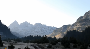 ГЕСТ ЗА ПОХВАЛУ: Млади Брчак даровао планинску кућицу заљубљеницима у Прењ