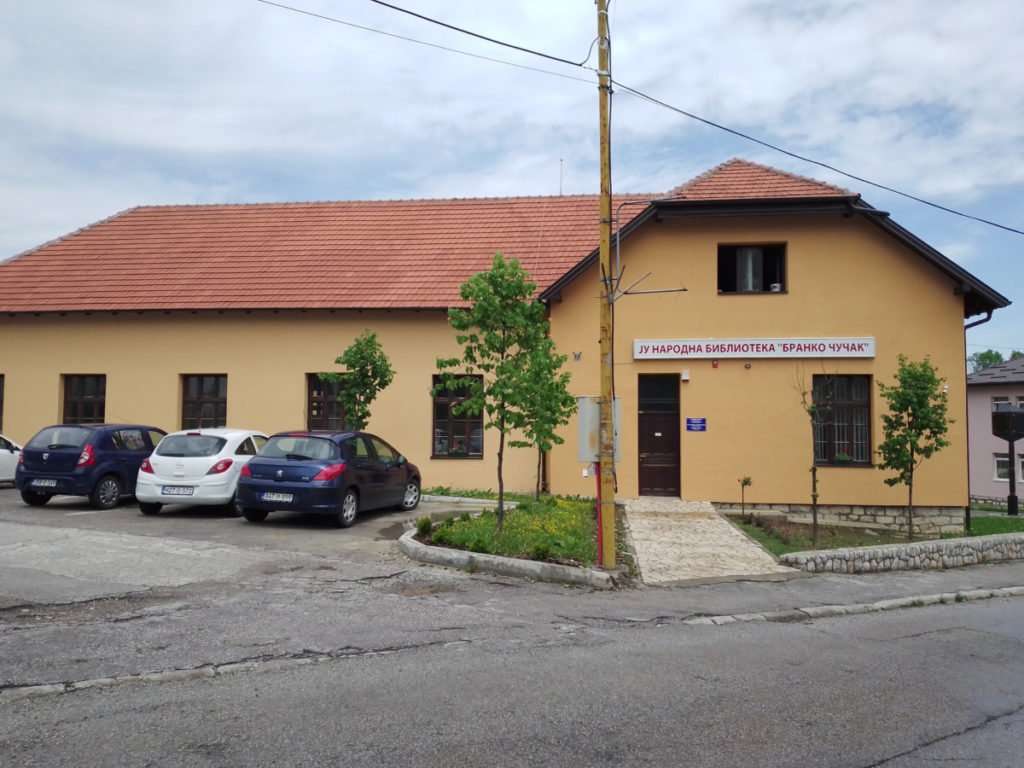 LIJEPA VIJEST ZA KNJIGOLJUPCE: Narodna biblioteka „Branko Čučak“ bogatija za još naslova