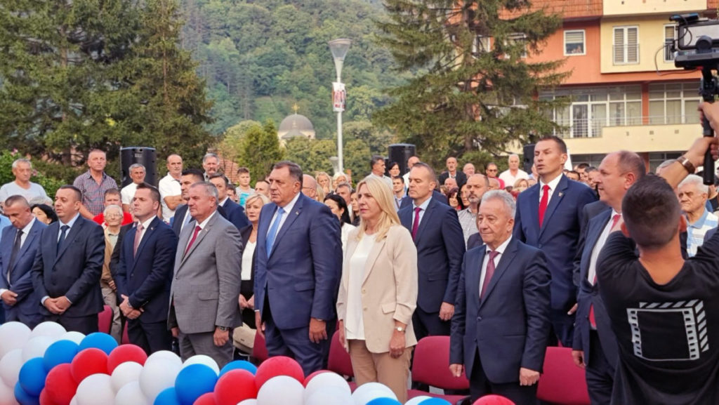 „У ФОЧУ ДОЛАЗИМО СА ОБРАЗОМ“ Додик истакао да су иза СНСД-a многи ријешени пројекти