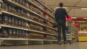 KVALITET POSTAJE MANJE VAŽAN: Građani BiH sve više kupuju na osnovu cijena, namirnice „hvataju“ na sniženjima