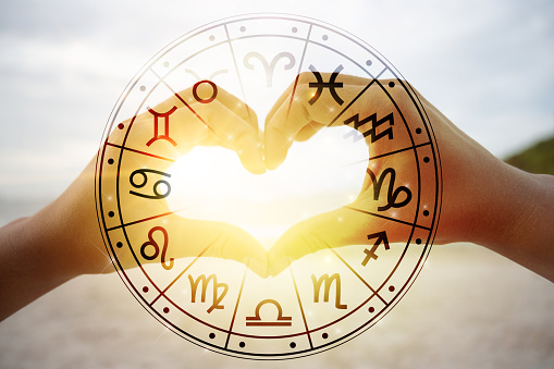 TRPE SVE ZARAD LJUBAVI: Ovo su horoskopski znaci koji se najlakše vežu za partnera